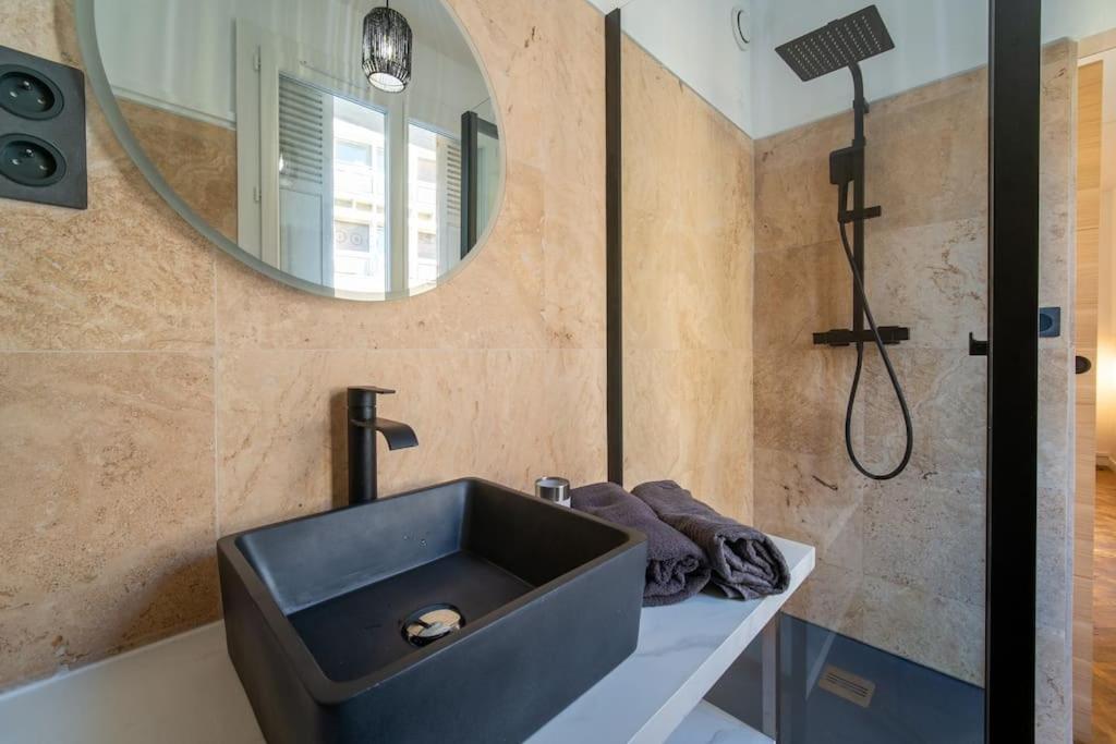 Appartement Tout Equipe 4 Couchages- Vieux Port & Panier Marseille Bagian luar foto