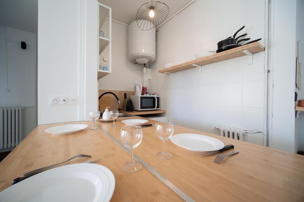 Appartement Tout Equipe 4 Couchages- Vieux Port & Panier Marseille Bagian luar foto